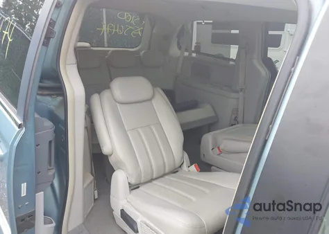 2009 Chrysler Town & Country Touring из США, поврежденный, VIN 2A8HR54139R634990